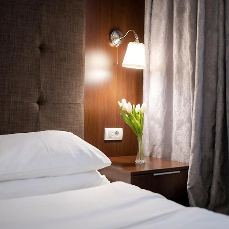Luka De Luka Suites Belgrade Extérieur photo