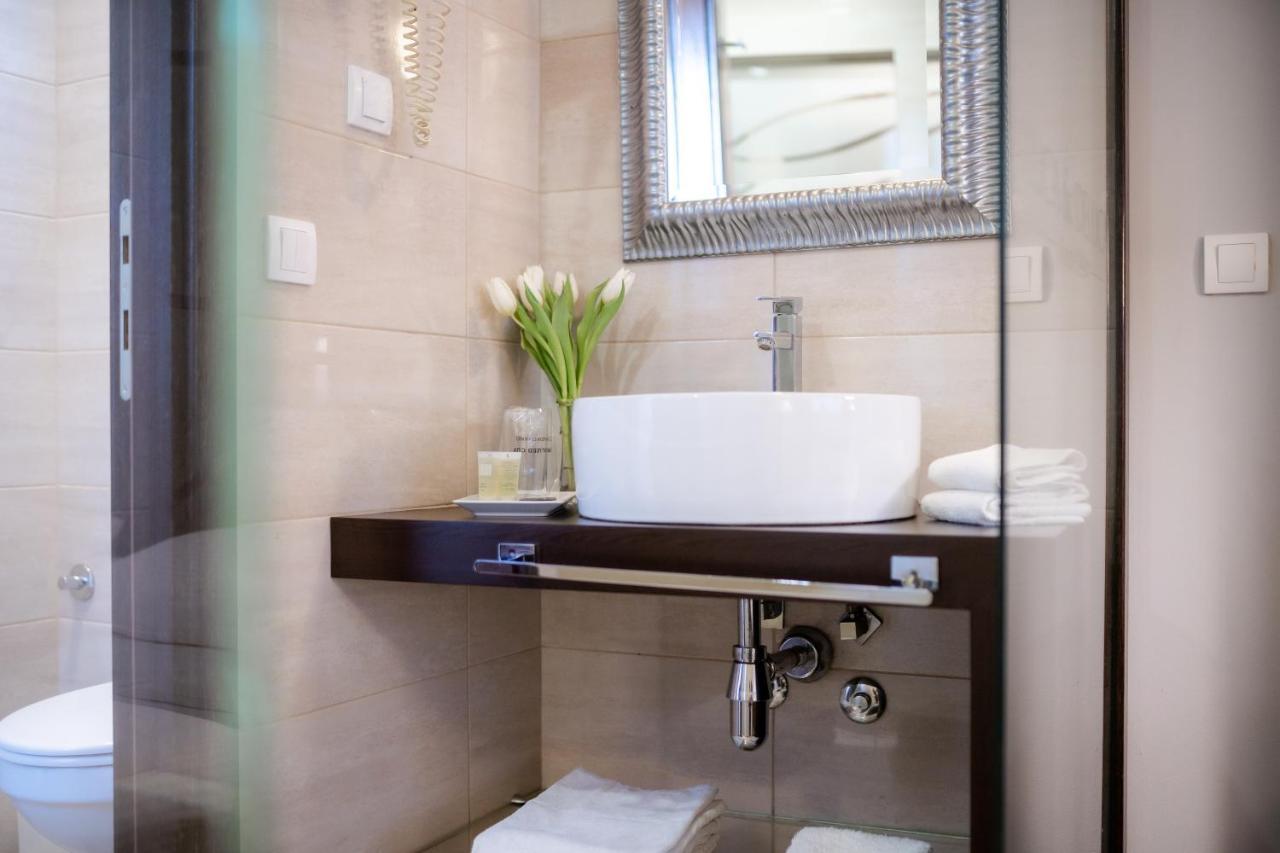 Luka De Luka Suites Belgrade Extérieur photo