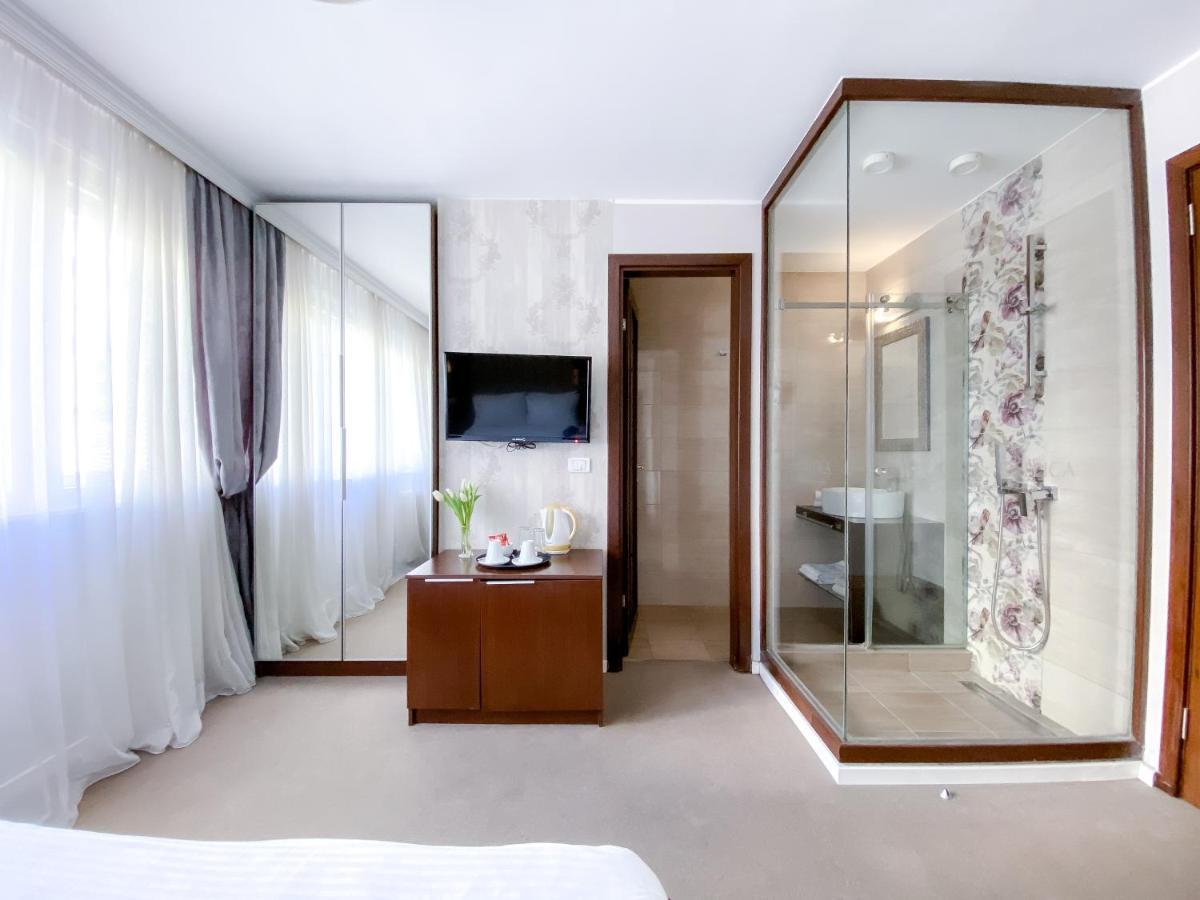 Luka De Luka Suites Belgrade Extérieur photo