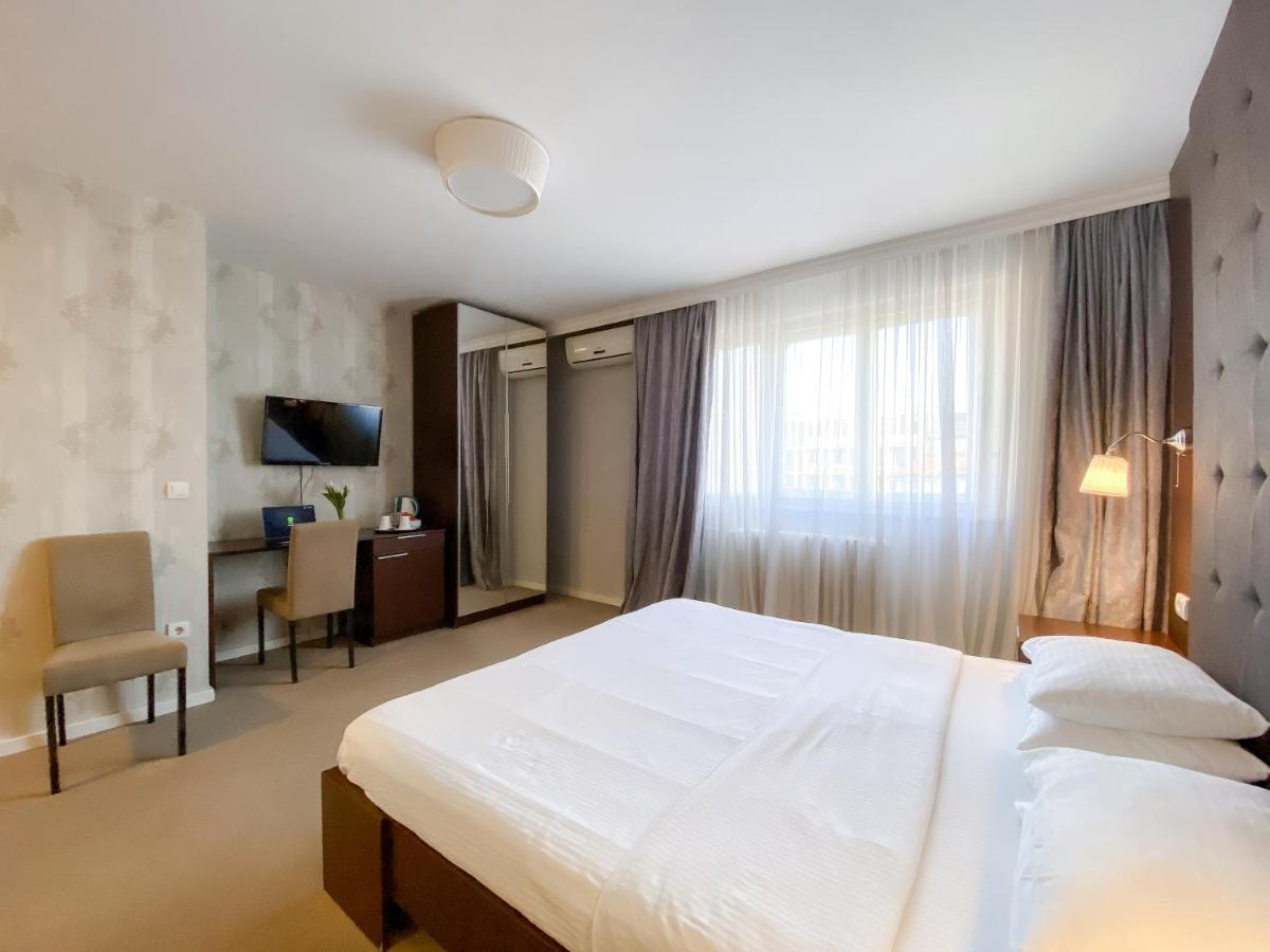 Luka De Luka Suites Belgrade Extérieur photo
